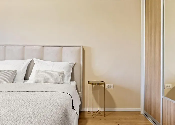 Four Waves New Apartman *