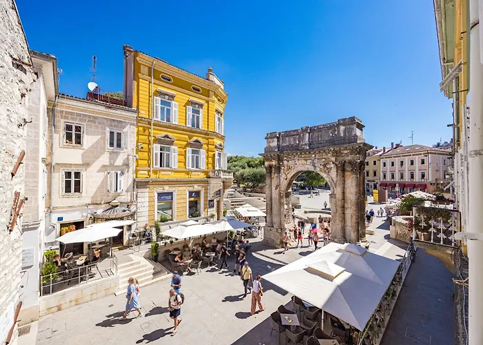 Apartman Four Waves New Pula