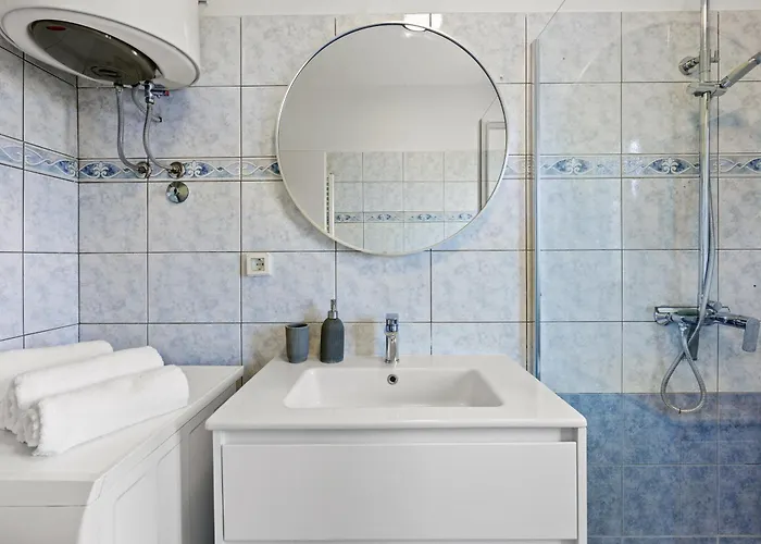 Apartman Four Waves New